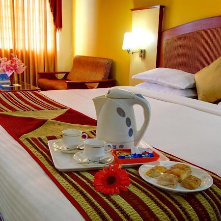 Ponmariresidency Hotel Ooty Exterior photo