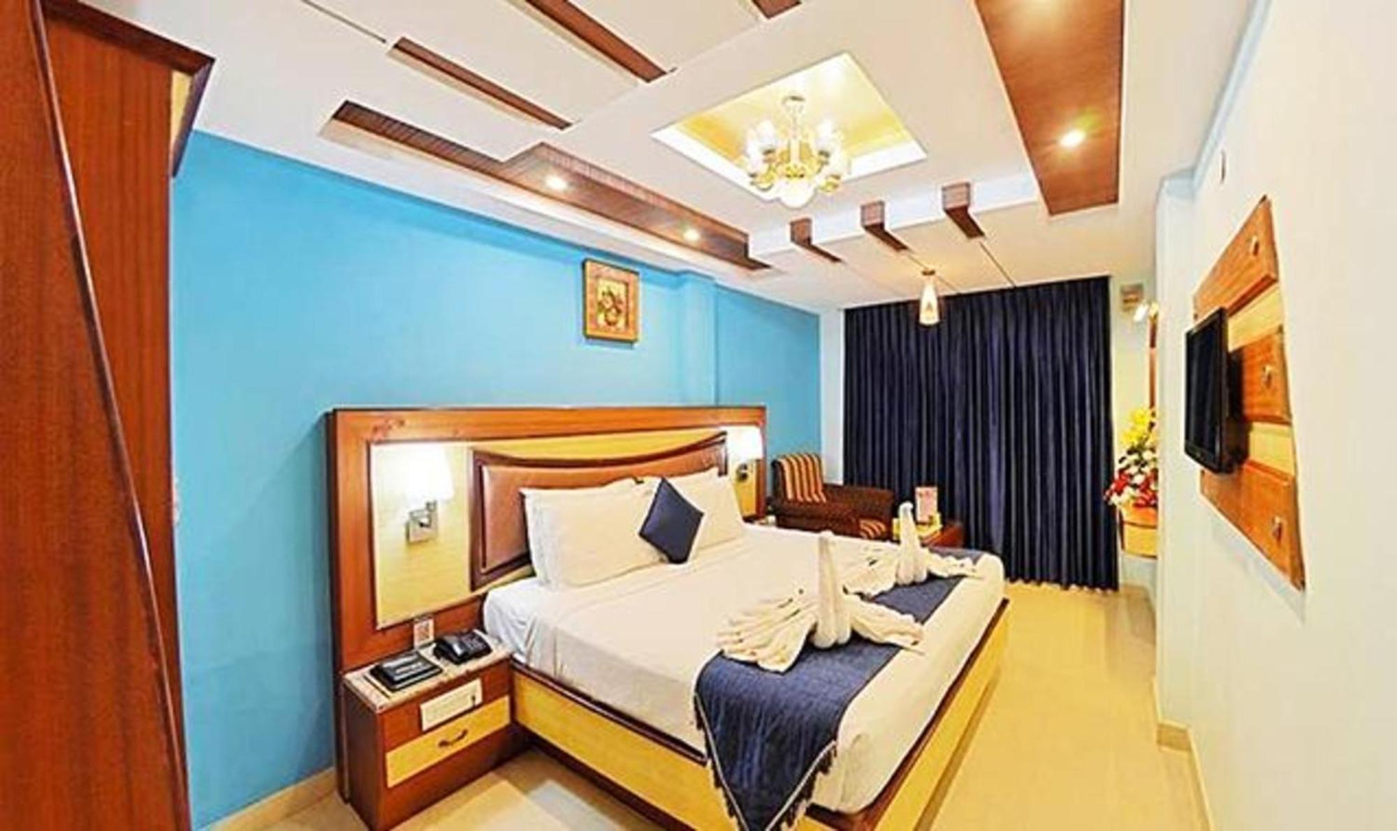 Ponmariresidency Hotel Ooty Exterior photo