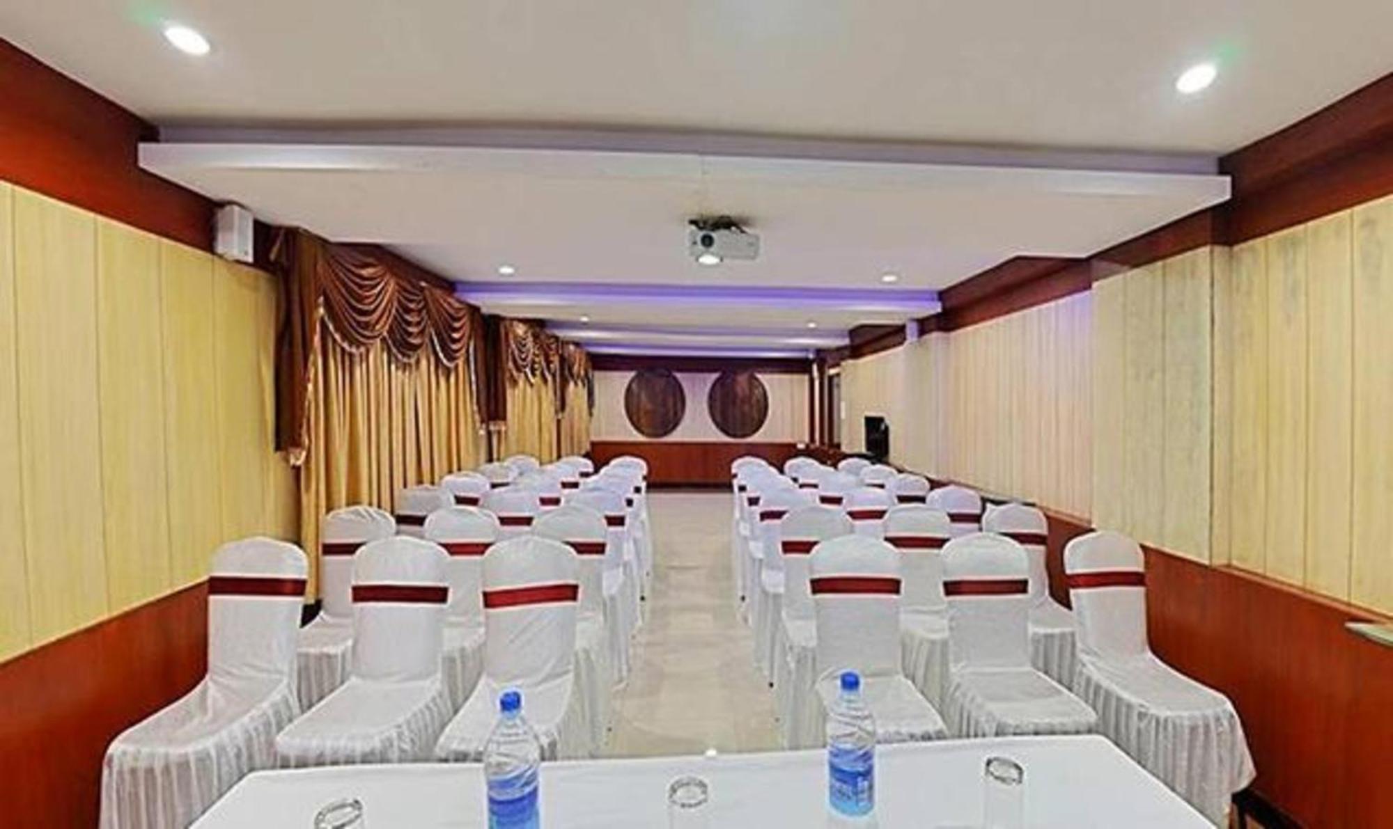 Ponmariresidency Hotel Ooty Exterior photo