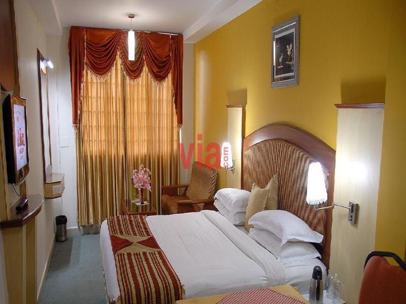 Ponmariresidency Hotel Ooty Exterior photo