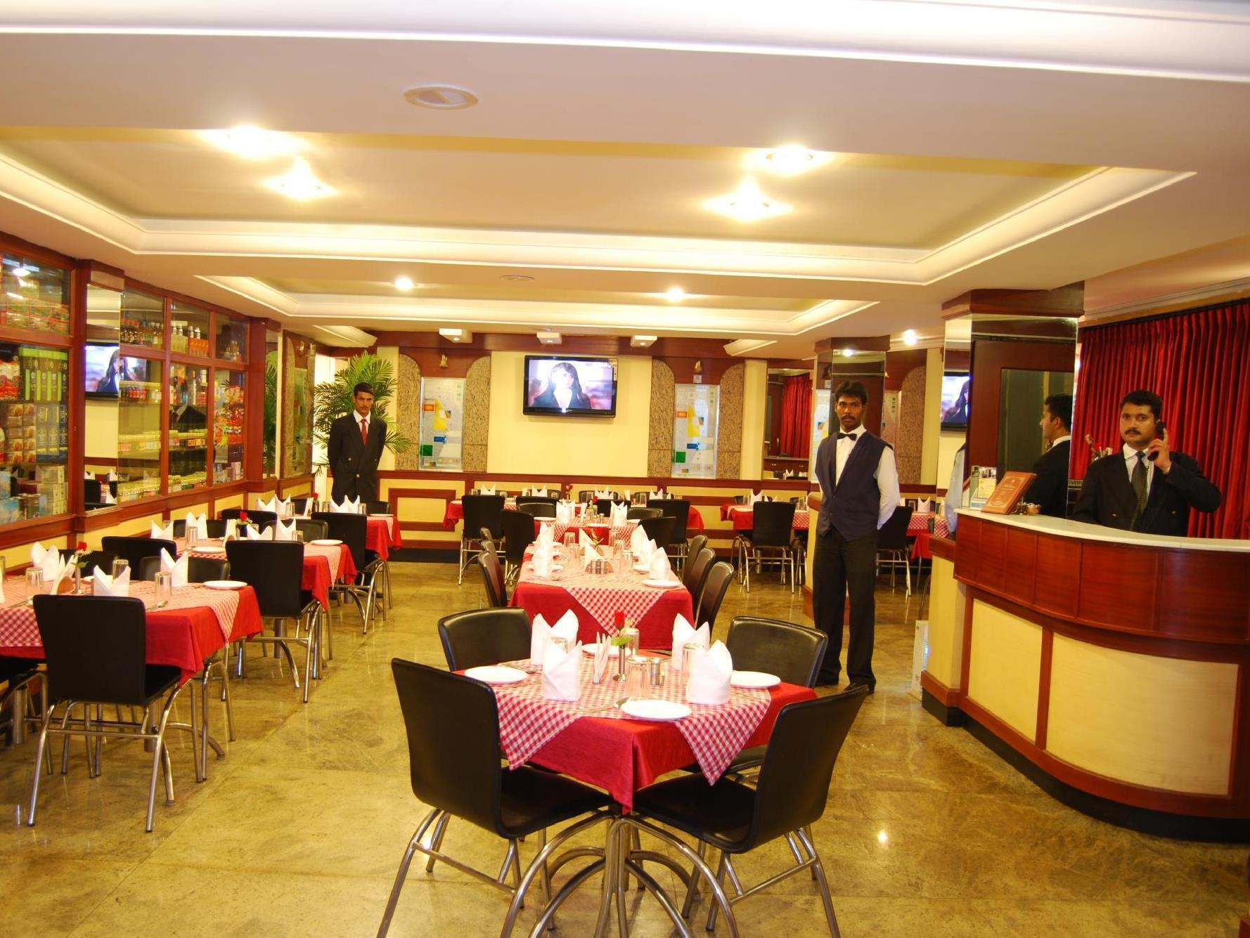 Ponmariresidency Hotel Ooty Exterior photo