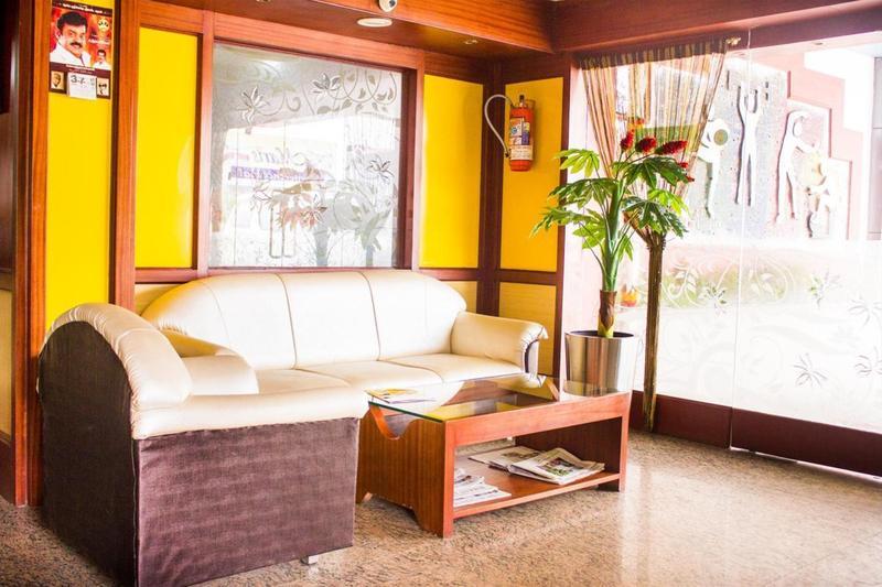 Ponmariresidency Hotel Ooty Exterior photo